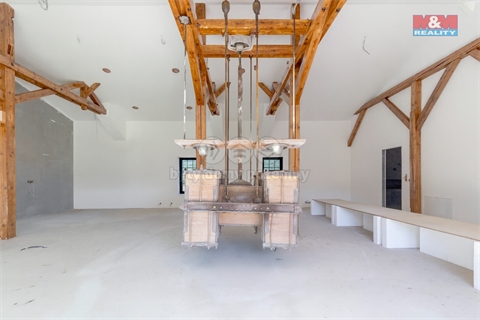 Prodej rodinného domu, 800 m² - 18