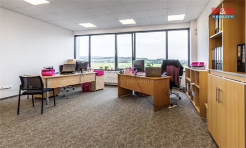 Pronájem kanceláře, 465 m² - 12