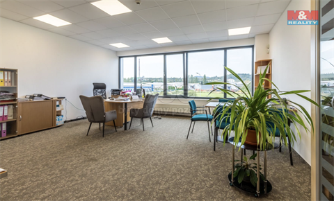 Pronájem kanceláře, 465 m² 12
