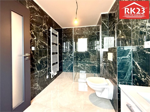 Prodej rodinného domu, 200 m² - 28