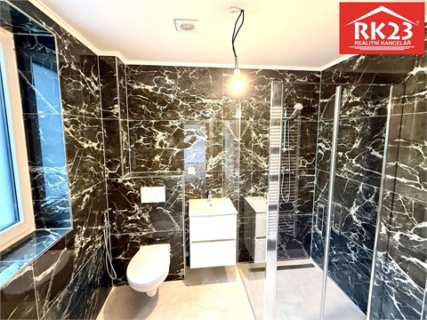 Prodej rodinného domu, 200 m² 28