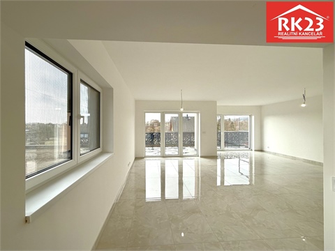 Prodej rodinného domu, 200 m² - 10