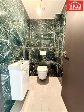 Prodej rodinného domu, 200 m² 14