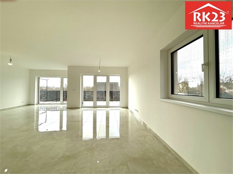 Prodej rodinného domu, 200 m² 10