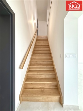 Prodej rodinného domu, 200 m² - 6