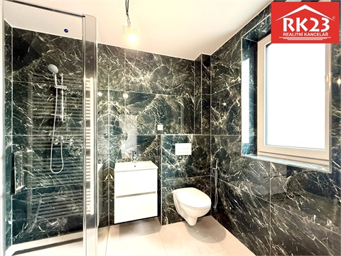 Prodej rodinného domu, 200 m² 24