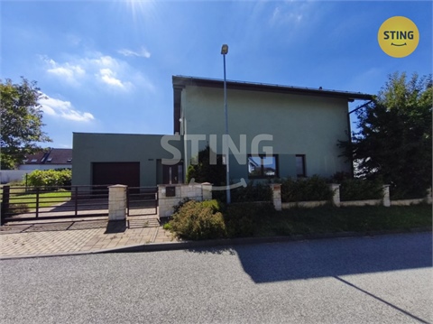 Prodej rodinného domu, 239 m² 14