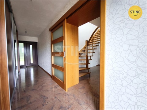 Prodej rodinného domu, 239 m² 8