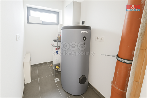 Prodej rodinného domu, 163 m² - 6