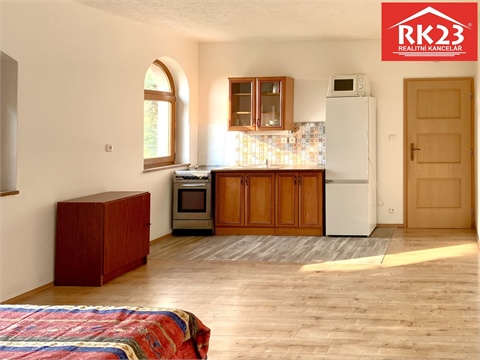 Pronájem bytu 1kk, 40 m² 0