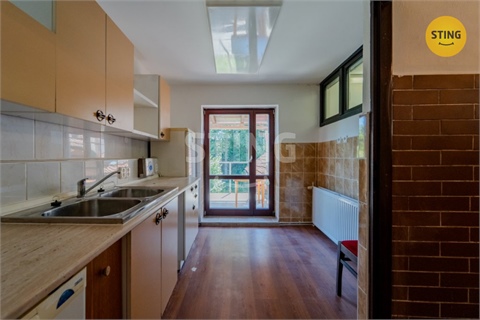 Prodej rodinného domu, 497 m² 18