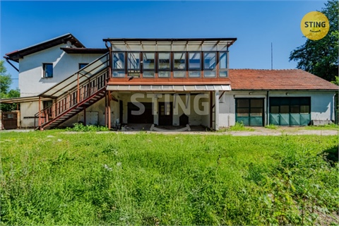 Prodej rodinného domu, 497 m² 0