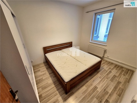 Pronájem bytu 2+1, 50 m² 10