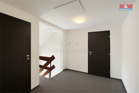 Prodej rodinného domu, 270 m² - 4