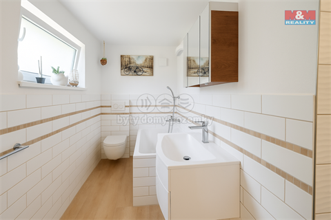 Prodej rodinného domu, 140 m² 8