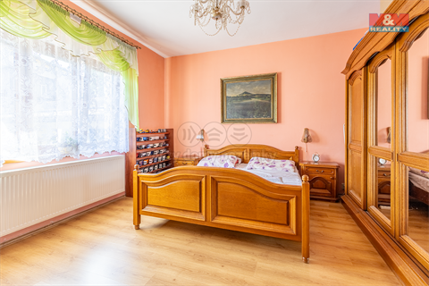 Prodej rodinného domu, 180 m² - 6