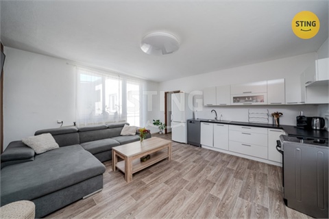 Prodej rodinného domu, 250 m² - 2