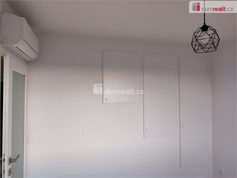 Pronájem bytu 3+1, 65 m² 12