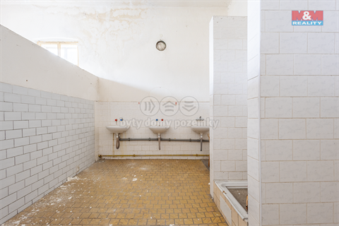 Pronájem výrobního objektu, 800 m² - 8