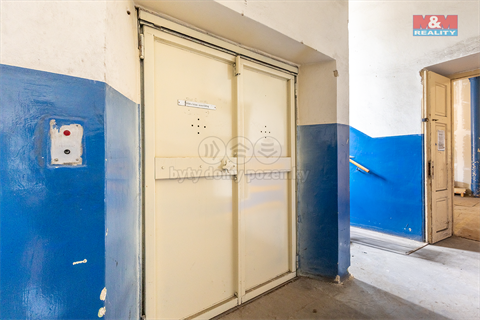 Pronájem výrobního objektu, 800 m² 10