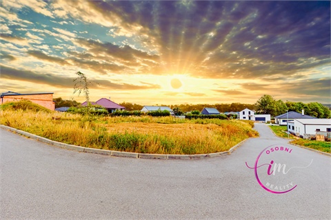 Prodej stavebního pozemku, 992 m² - 0