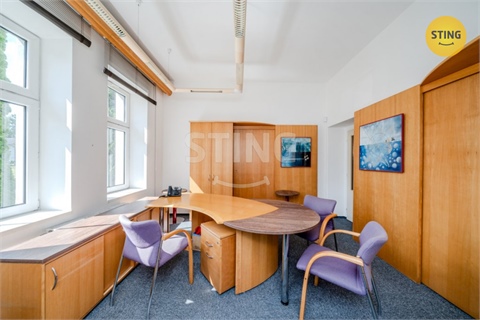 Pronájem kanceláře, 250 m² - 10