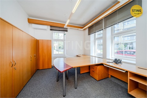 Pronájem kanceláře, 250 m² 4