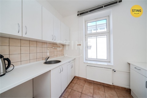 Pronájem kanceláře, 250 m² 14