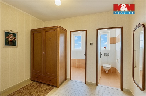 Prodej rodinného domu, 220 m² 14