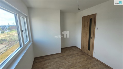 Prodej rodinného domu, 353 m² 12