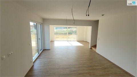 Prodej rodinného domu, 353 m² 4