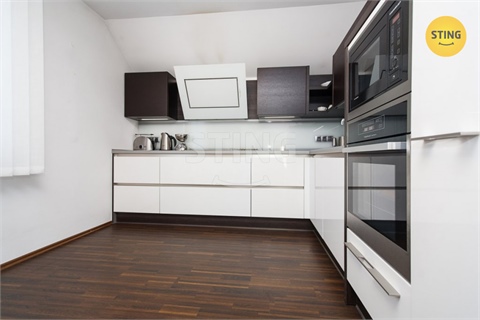 Prodej rodinného domu, 240 m² - 4