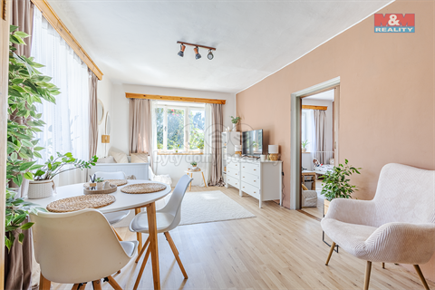 Prodej rodinného domu, 240 m² 8