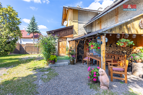 Prodej rodinného domu, 240 m² - 16