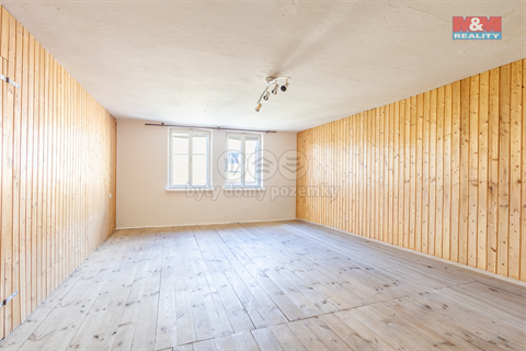 Prodej rodinného domu, 240 m² - 12