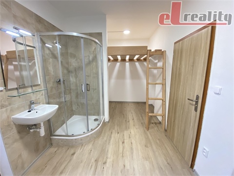 Pronájem bytu 1kk, 21 m² 2