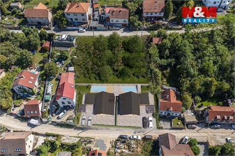 Prodej stavebního pozemku, 1 912 m² 2