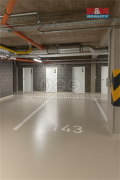 Pronájem parkovacího místa, 13 m² - 2