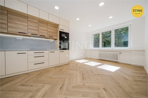 Prodej bytu 3kk, 57 m² 18