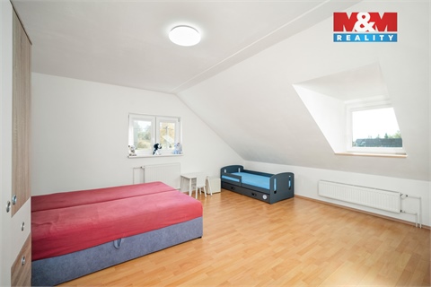 Prodej rodinného domu, 238 m² - 10