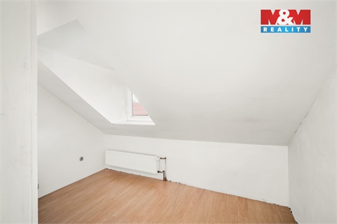 Prodej rodinného domu, 238 m² 8