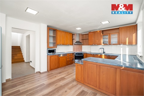 Prodej rodinného domu, 238 m² - 12