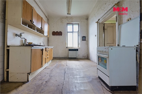 Prodej rodinného domu, 260 m² - 10