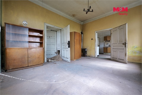 Prodej rodinného domu, 260 m² - 6