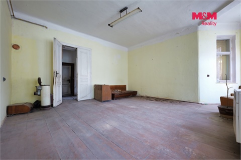 Prodej rodinného domu, 260 m² - 14