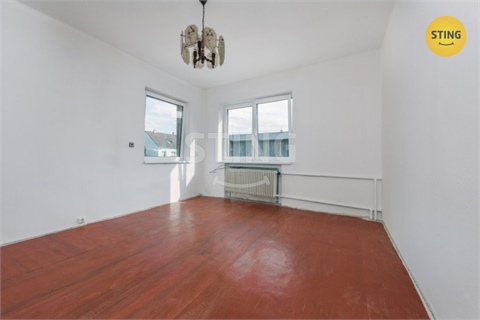 Prodej rodinného domu, 250 m² 12