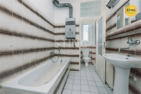 Prodej rodinného domu, 250 m² - 14