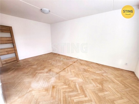 Pronájem bytu 1+1, 39 m² 2