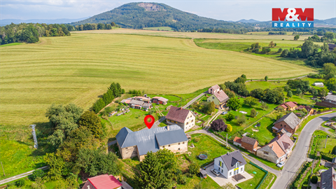 Prodej rodinného domu, 1 266 m² 8