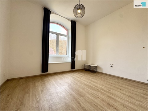 Pronájem bytu 3kk, 76 m² - 18